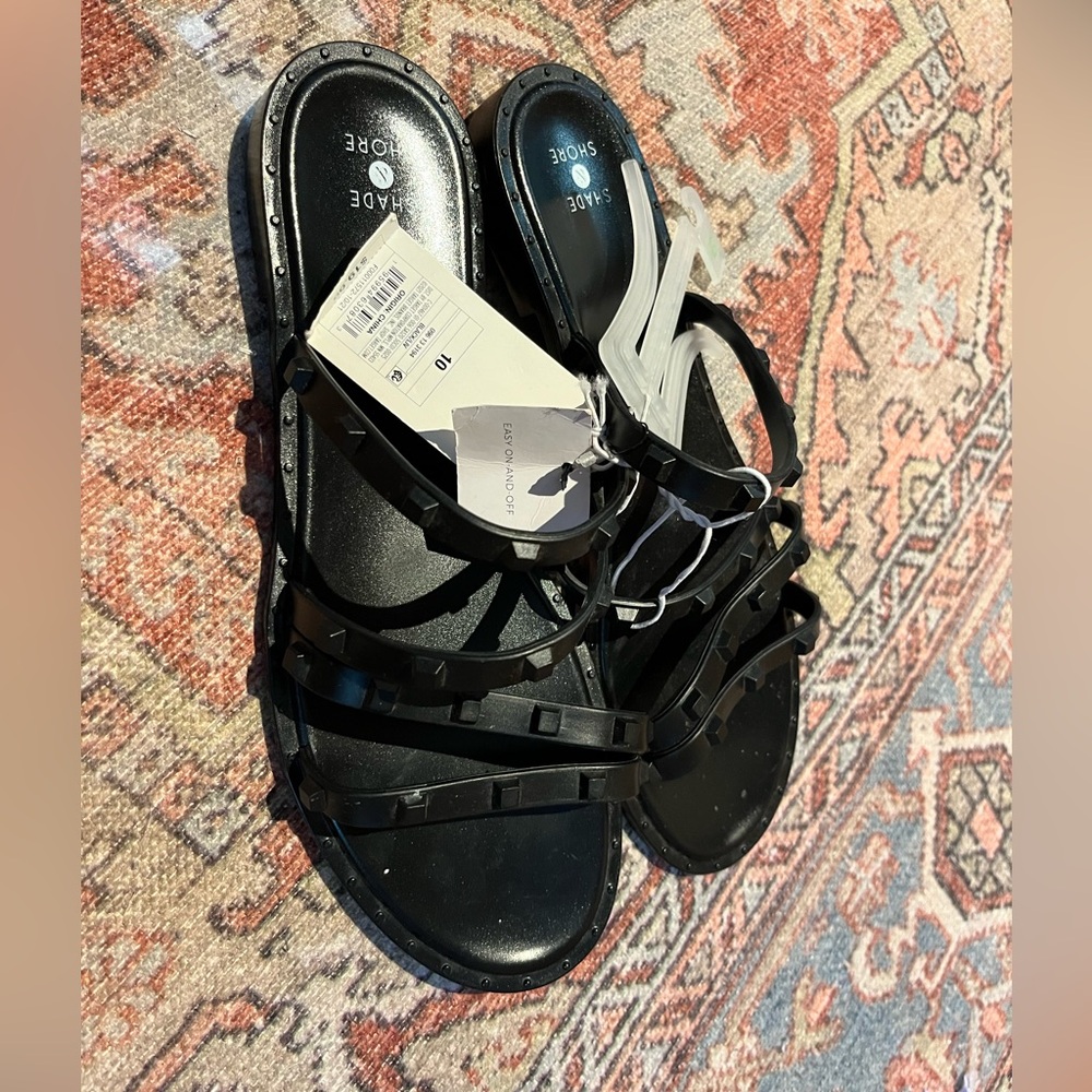 NWT Shade and Shore Women’s 10 Studded Sandals - Picture 4 of 5